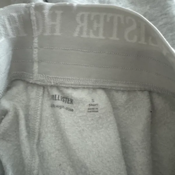 Hollister Sweatpants Grey - Image 2
