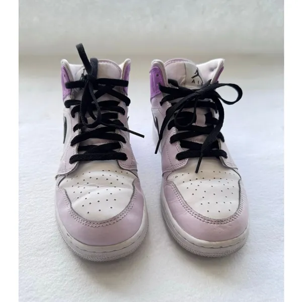 Nike Air Jordan 1 Mid GS Purple White Black Sneakers Youth 6.5Y Lavender Retro - Image 5