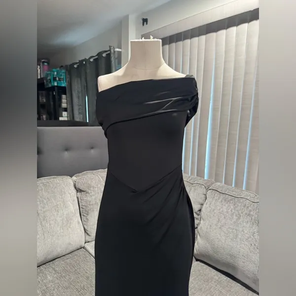 🌸AMTIOUS ruched stretch long dress ✨ Black Size L - Image 7