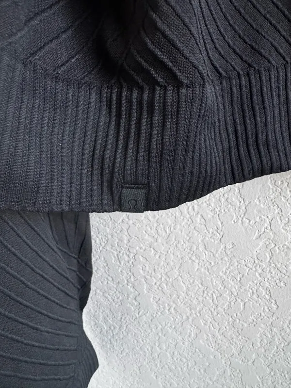 Lululemon Rest Less Cropped Half Zip 14 Aerial Current Black / Black - Image 6