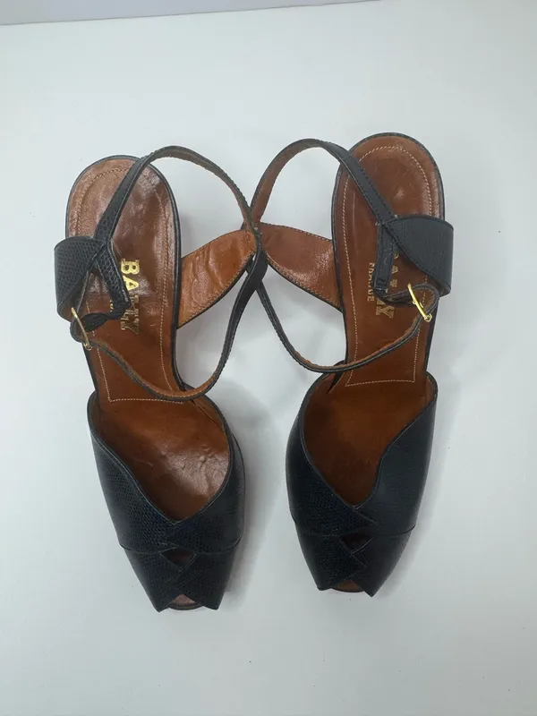 Bally Navy Blue Leather Heels Size 6D Black - Image 2