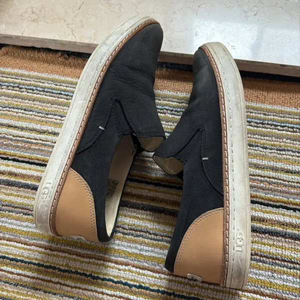 UGG Black and Tan Slip-On Loafers - Image 3