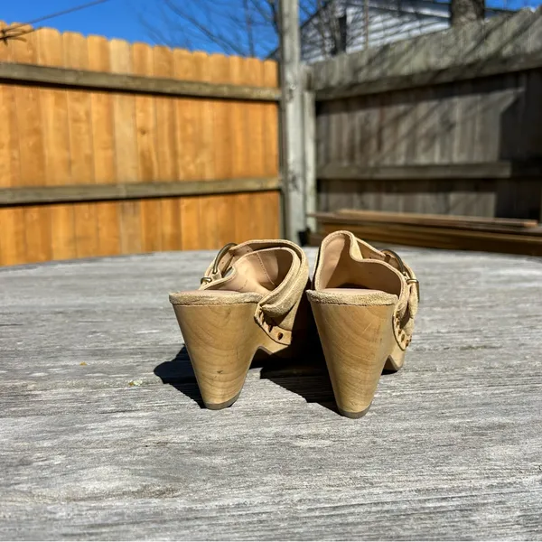VERONICA BEARD Womens Suede Slip On Clogs‎ In Beige size 5 Hendrix Suede Buckle - Image 8
