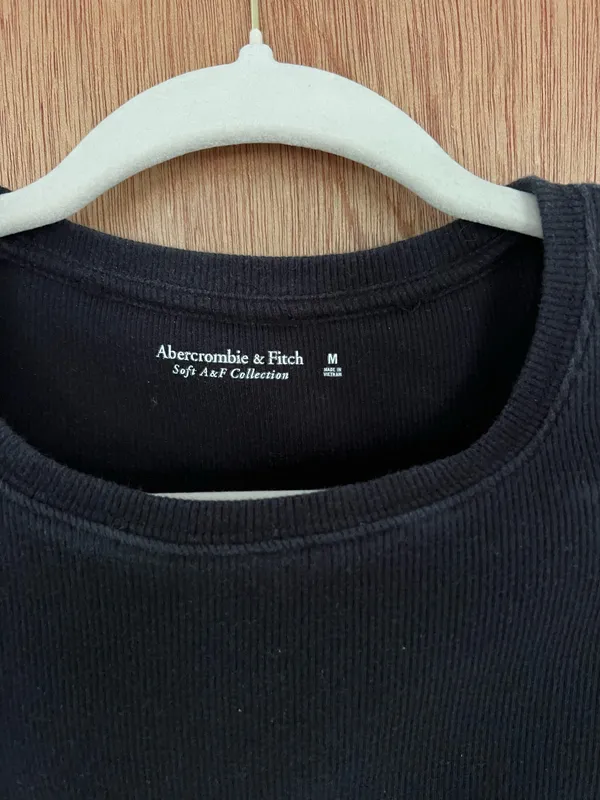Abercrombie and fitch ribbed black bodysuit - Image 4