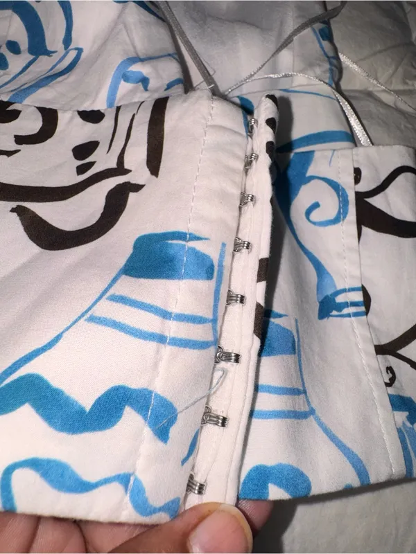 Zara White Top with Blue and Black Abstract Motif - Image 10