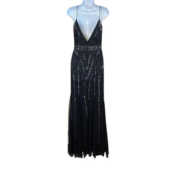 Marina V-Neck Beaded Navy Blue Formal Gown Size 6 Prom Hoco Ball Gala Retail$230 - Image 6