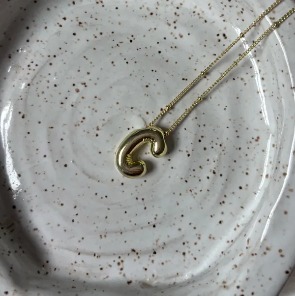Gold bubble initial “C” - Image 2