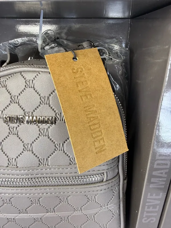 Steve Madden Multi-Piece Gift Set – Gray - Image 2