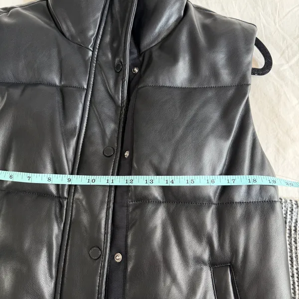 Abercrombie & Fitch Vegan Leather Puffer Vest - Image 7