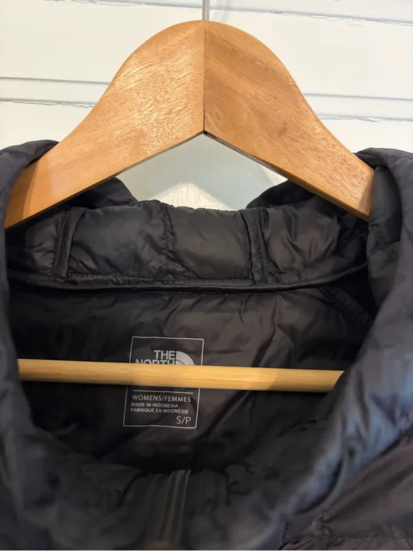 The North Face Endeavor Black Thermoball PrimaLoft Quilted Jacket - Image 4