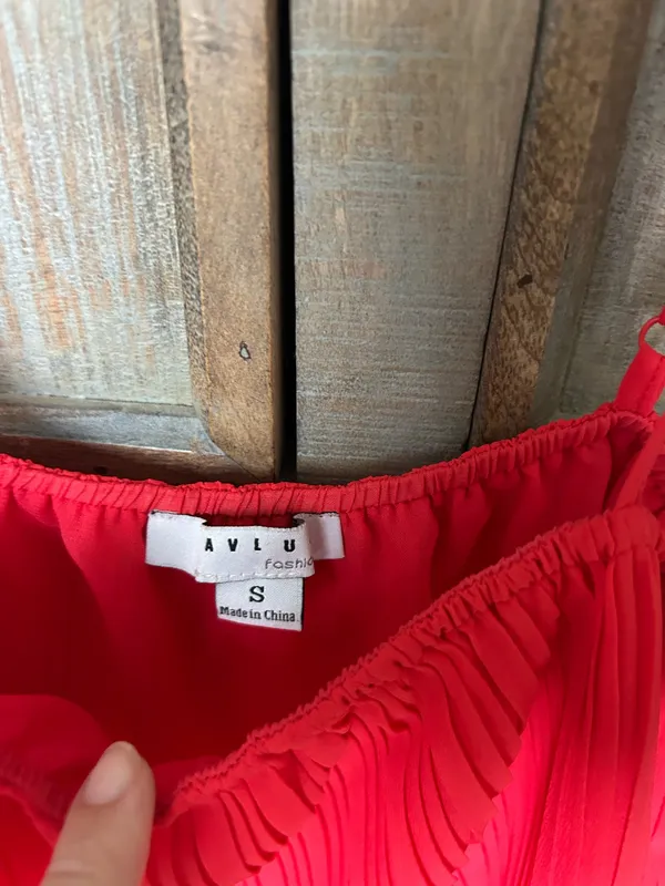 Red flowy top - Image 4