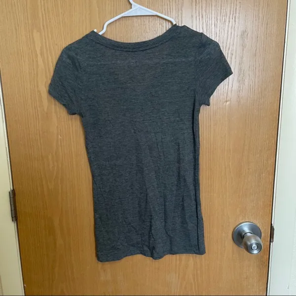 Gray T - Image 4