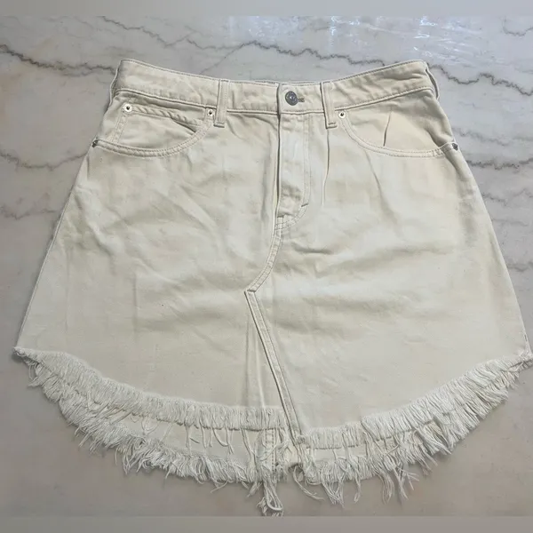 NWOT We The Free‎ Ivory Frayed Mini Skirt - Image 2