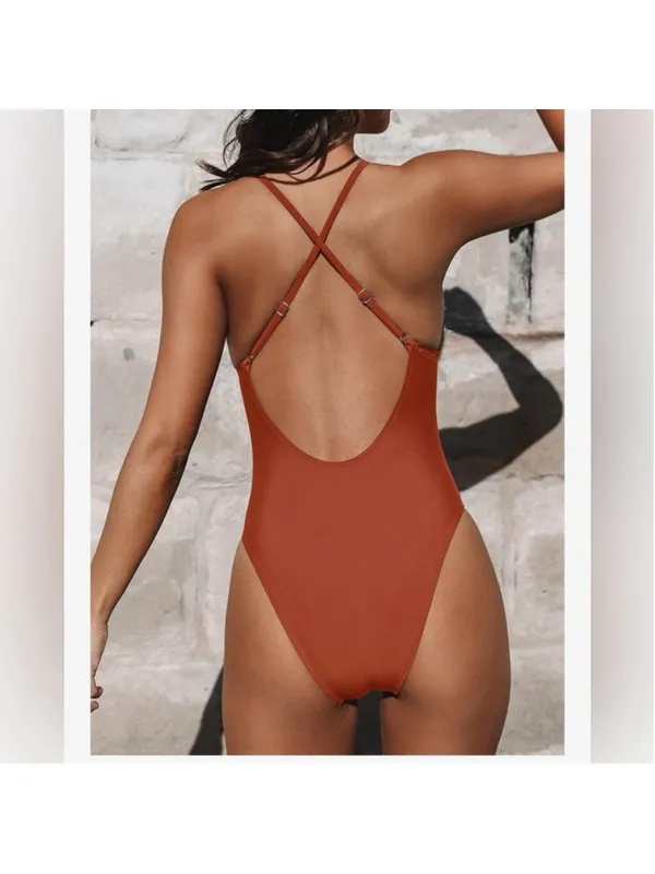 NEW CUPSHE Swimsuit One Piece Bathing Suit Deep V Crisscross Back Adjustable S - Image 2