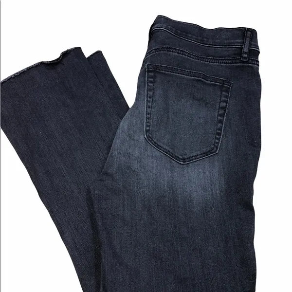 LOFT outlet size 6 Demi boot raw hem jeans - Image 4