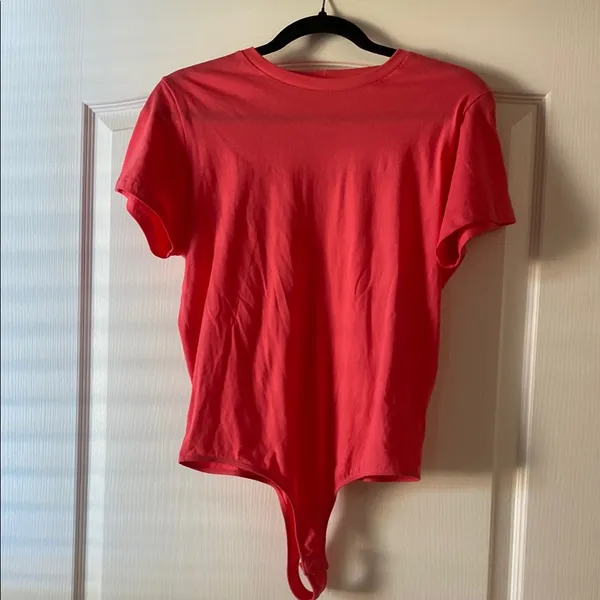 CLYQUE the label t-shirt bodysuit - Image 5