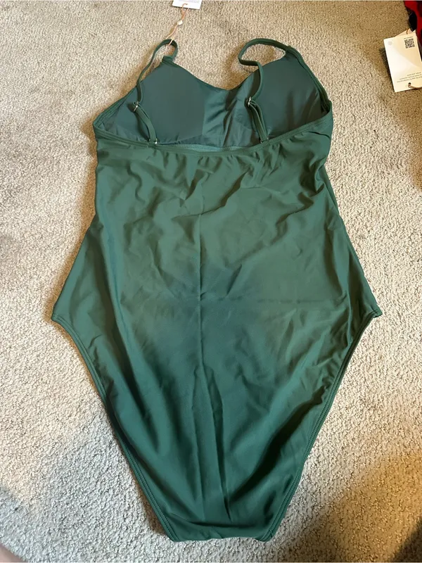 NWT Quince Italian Cami One-Piece Swimsuit palm large - Image 3
