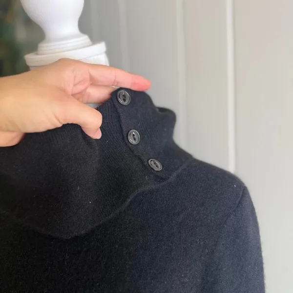 Jones New York Black Turtleneck Cashmere Sweater 3/4 Sleeve Women's Size 1X - Image 2