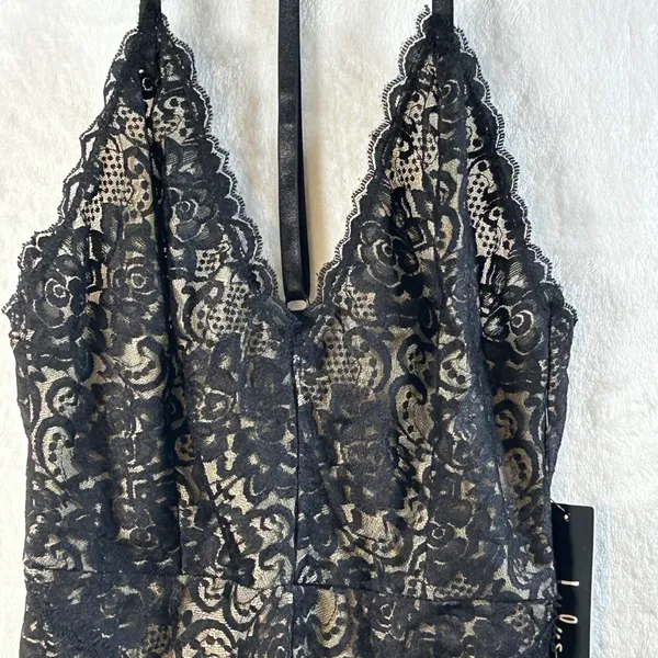 Lulus Black Lace Teddy Bodysuit Sheer V Neck Halter‎ Strap Lingerie Size S - Image 2