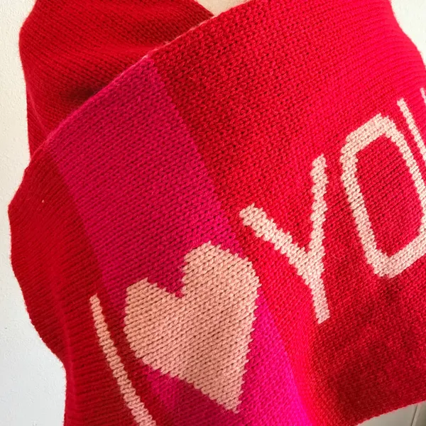 Aeropostale Scarf‎ Red Pink I Love You Graphic Knit Valentines Day Accessory - Image 3