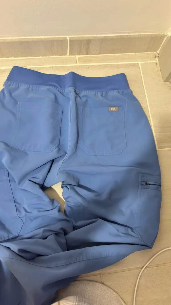FIGS Scrubs Set Blue - Image 4