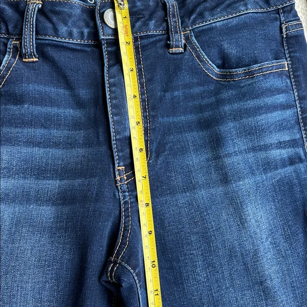NWOT American Eagle Super Stretch Hi-Rise Jegging size 8 with acid washed areas - Image 11