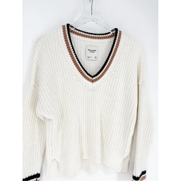Abercrombie‎ & Fitch V-Neck Split Cuff Sweater Women's M White Academia - Image 4
