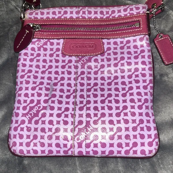 Coach Signature‎ Pink Gramercy Op Art Messenger Crossbody Purse - Image 2