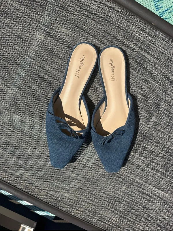 Pointed Navy Blue Bow Slingback Flats Size 10 - Image 2