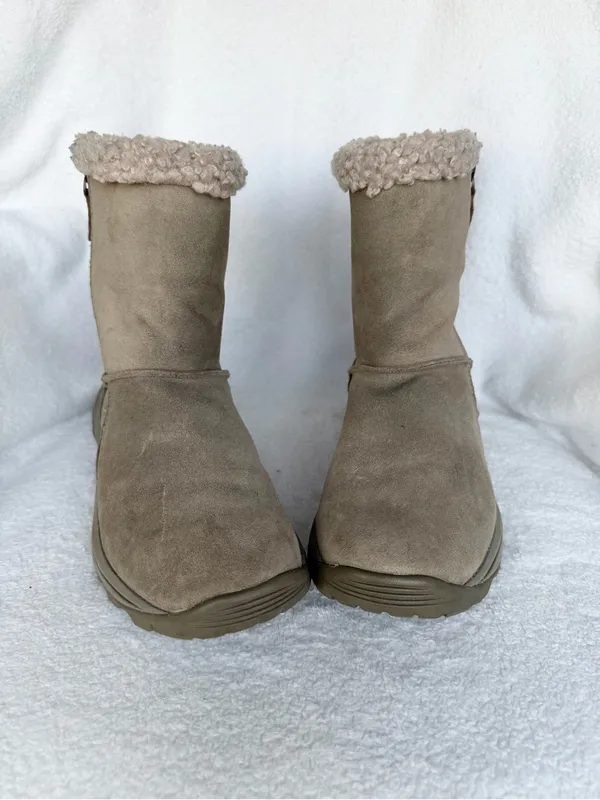Merrell IcePack waterproof Winter Boots Taupe Suede Faux Fur Sz 8 - Image 2