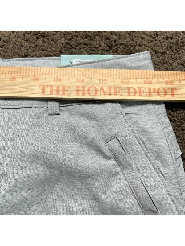 MAGELLAN Outdoor Women's Gray Shorts Size Small New Lightweight Soft Vacation - Image 8