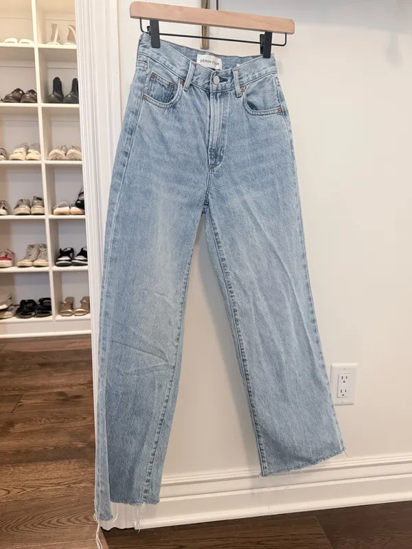 Aritzia Denim Forum High-Rise Jeans - Image 4