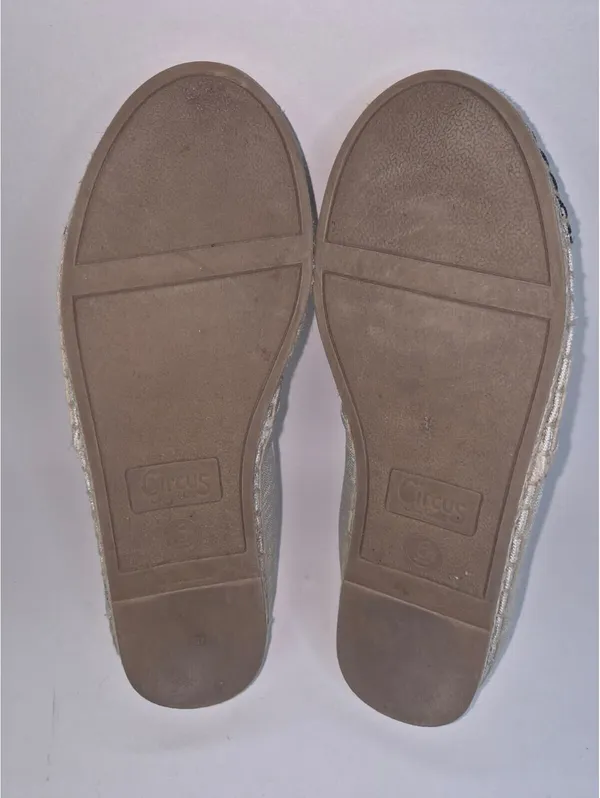 Circus by SAM EDELMAN Women 6 Loretta Tan Espadrille Black Bead Academia Flats - Image 7