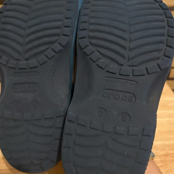 Crocs Blue Clogs‎ W5/M3 - Image 8