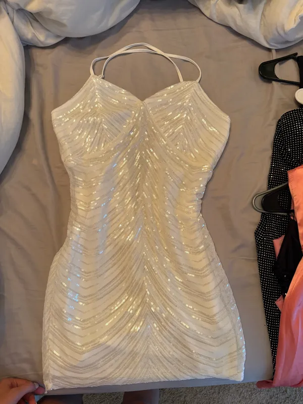 White homecoming dress sparkly Size M - Image 3