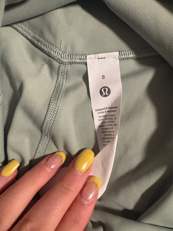 Lululemon Leggings - Image 4