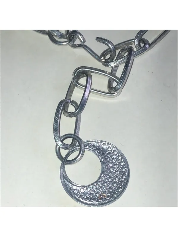Silver Tone Link Chain Belt with Textured Disc Pendant - Image 5