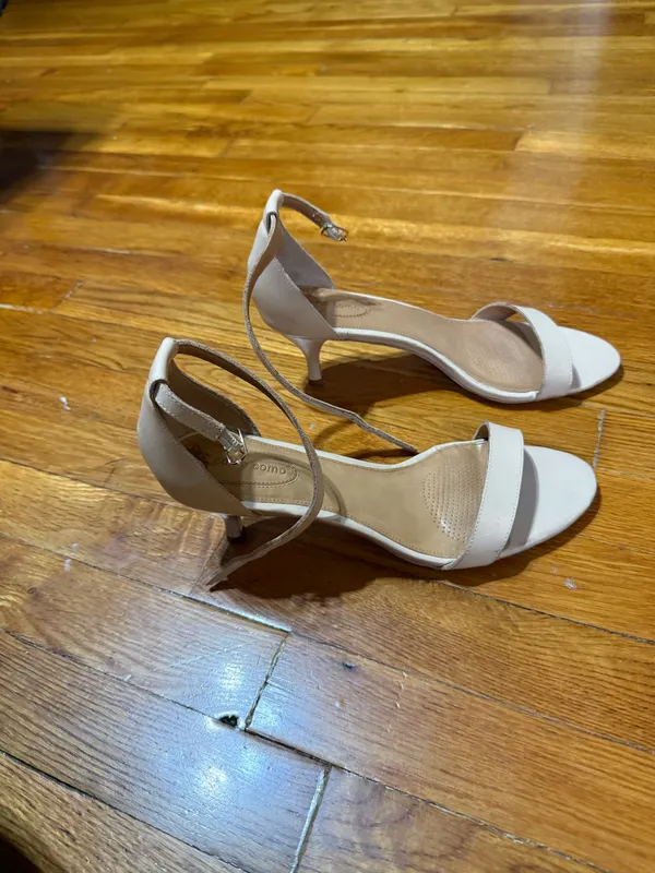Corso Como kitten heel sandal with ankle strap in nude leather - Image 3