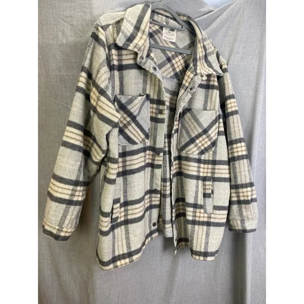 Jade‎ & Ivory Cream Gray Plaid Shacket Fleece Button Front Oversized XL - Image 4