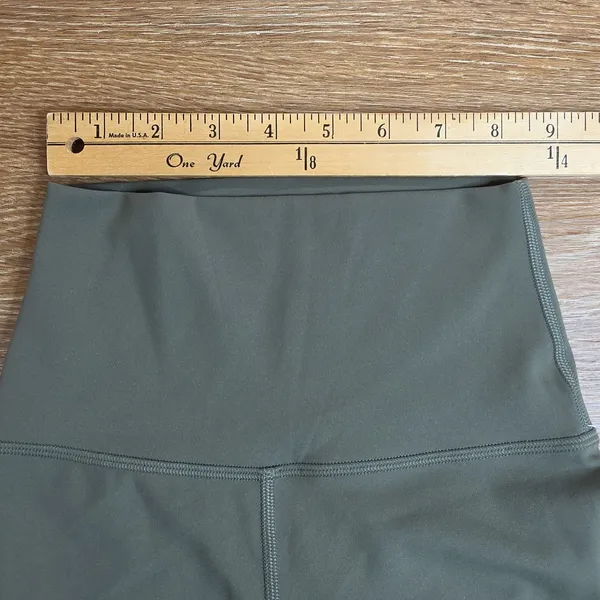 lululemon Align High-Rise Crop 23 Leggings Women 0 Army Green NWT Nulu Yoga - Image 6