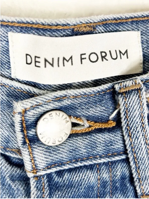 Aritzia Denim Forum Cotton The Joni High Rise Loose Denim Jeans Butter Mom SZ 29 - Image 5