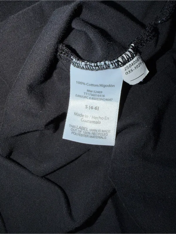 Time and Tru Classic Black V-Neck Women's Tee - Image 4