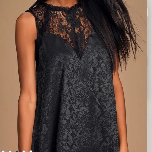 NWT Lulus Evidently in Love Black Floral Embossed Satin Swing Dress MEDIUM‎ - Image 3