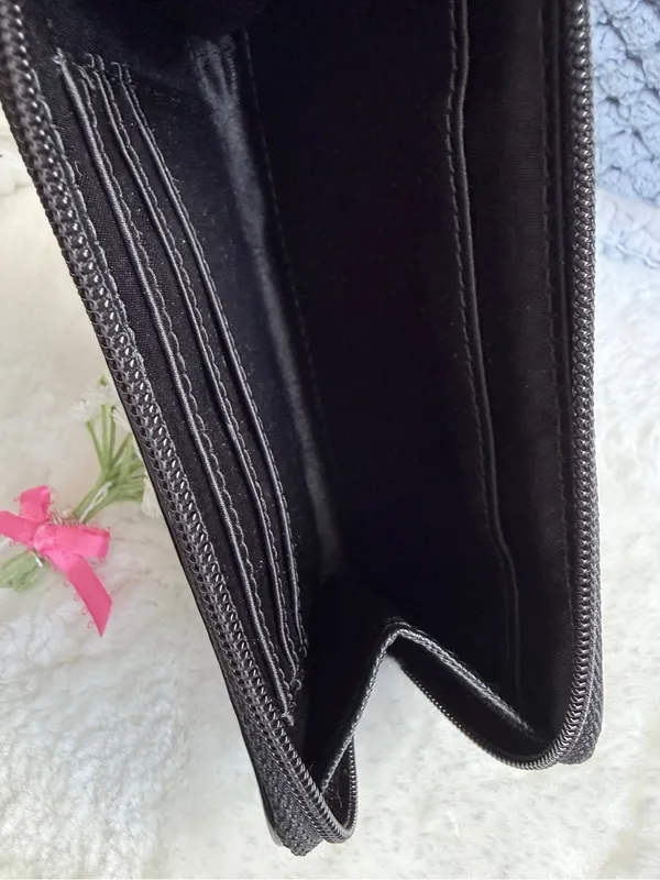 Vintage Coach Zip Around Wristlet - Image 4