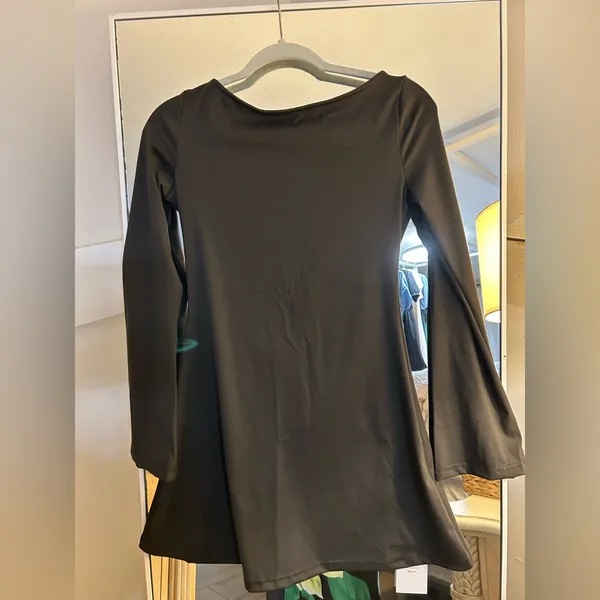 NEW Black Flared Sleeve Backless Cocktail Tie Back Lightweight Dress S - Image 3