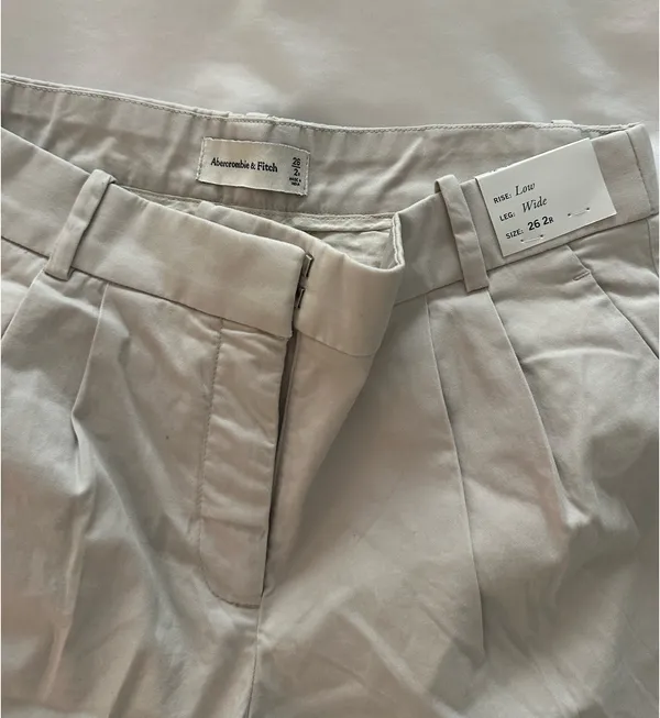 Abercrombie Sloane Low-Rise Twill Pants - Image 3