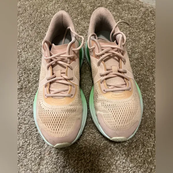Lululemon‎ BlissFeel run sneaker 8.5 - Image 4