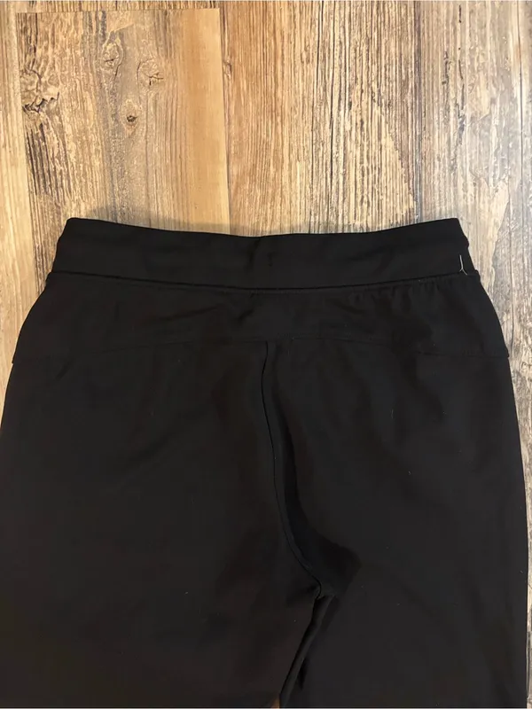 Yogalicious Black Yoga Pants - Size XS - Image 5
