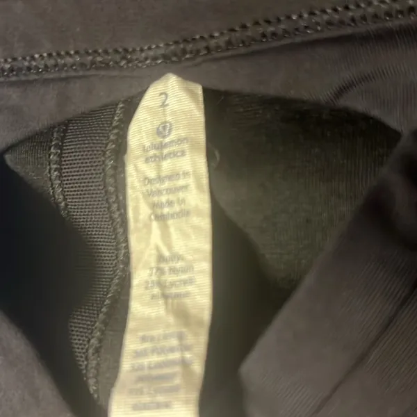 Lululemon sport bra size 2 - Image 4