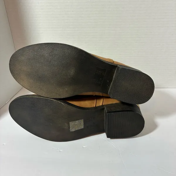 Tan Ankle Bootie Boots Size 9.5 - Image 6